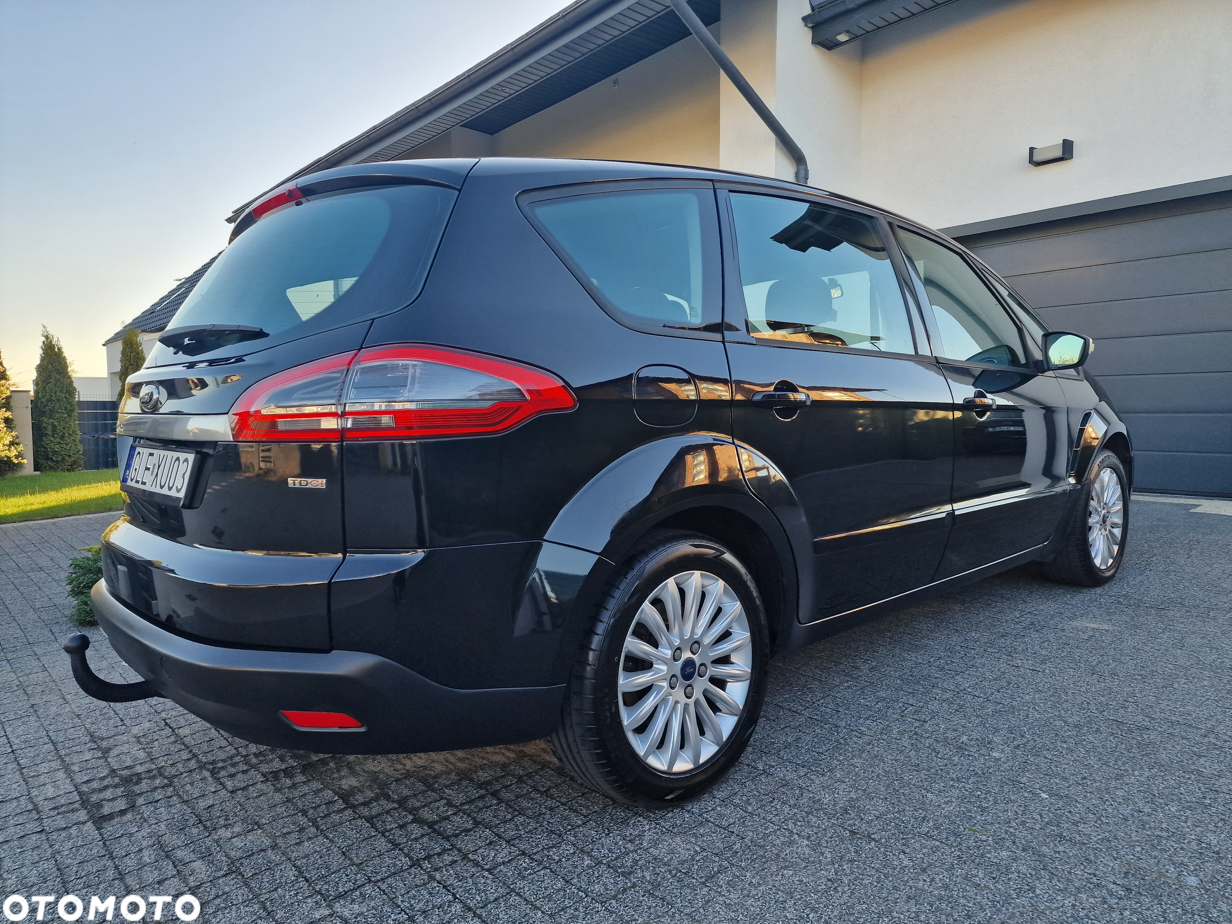 Ford S-Max 2.0 TDCi DPF Titanium - 11