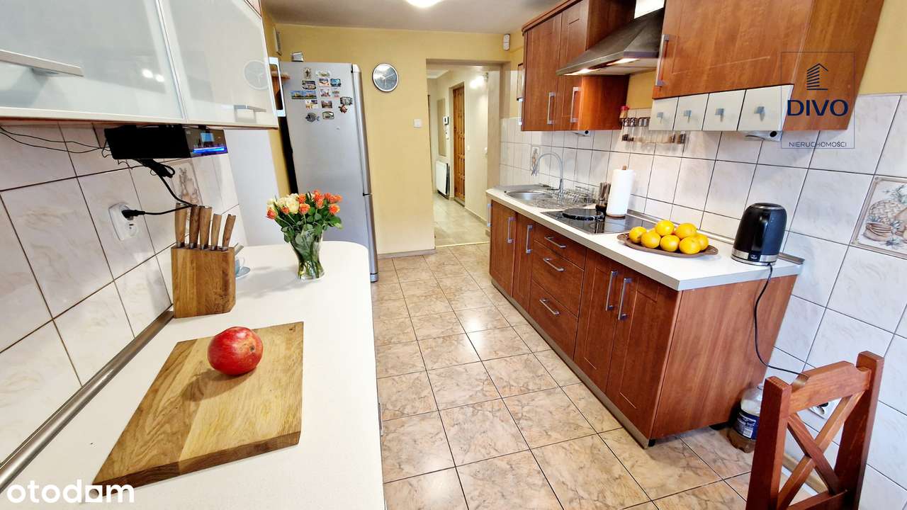 Dom w cichym miejscu z dużym pięknym ogrodem-10