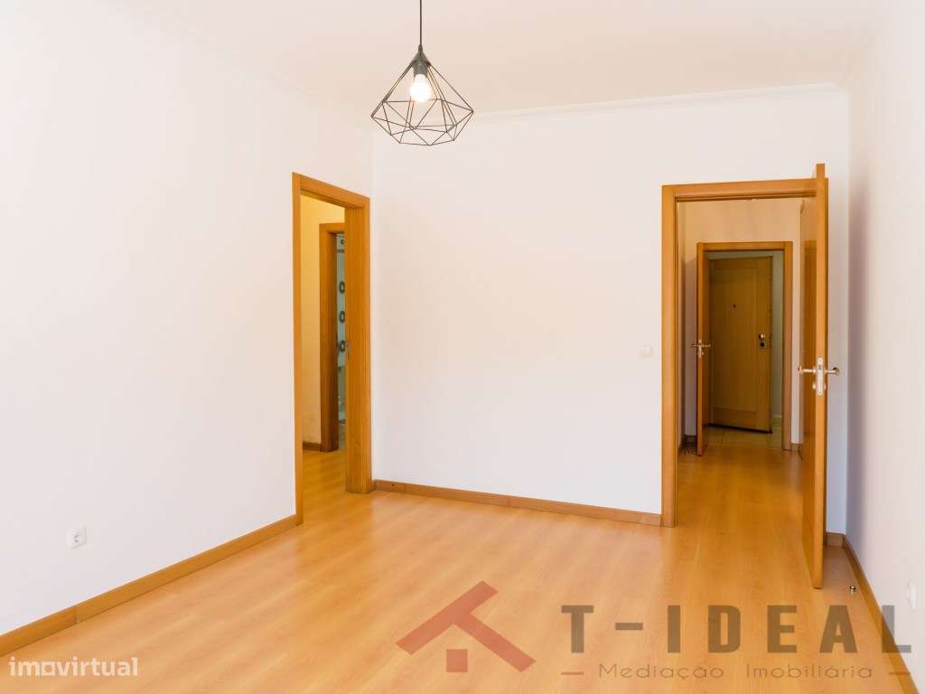 Apartamento T2 com Terraço-19