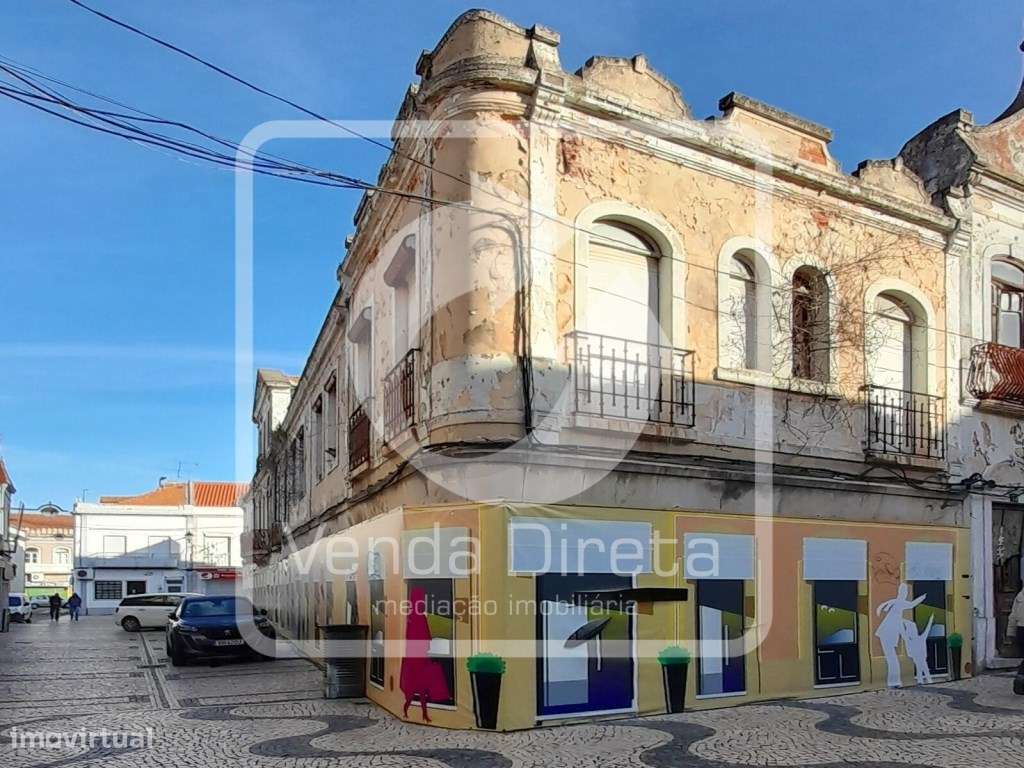 Prédio de uso misto - Comércio e Habitação, no centro histórico do ... - Grande imagem: 5/19