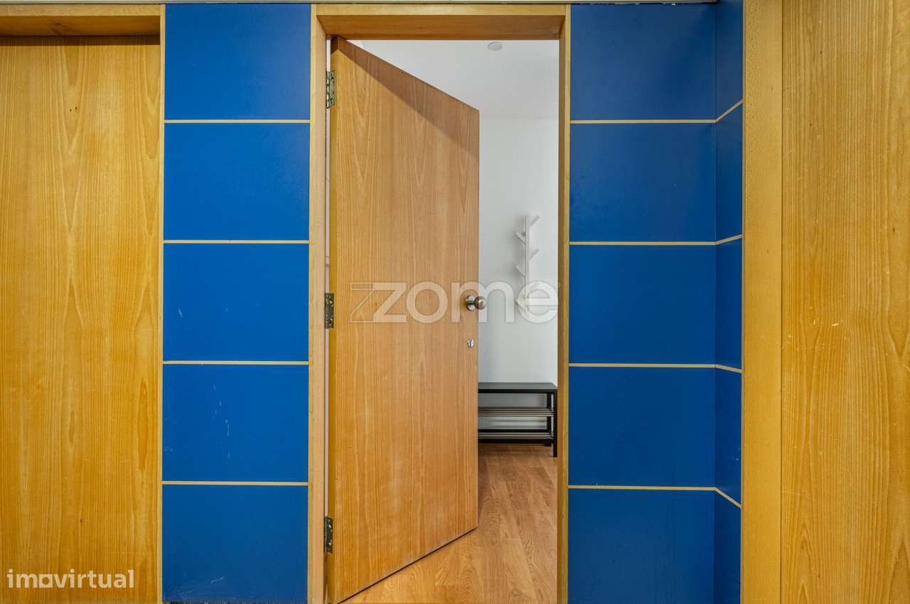 Apartamento T2, orientado a sul e poente, Rua da Constituição, Porto - Grande imagem: 2/38