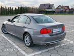 BMW Seria 3 318d - 23