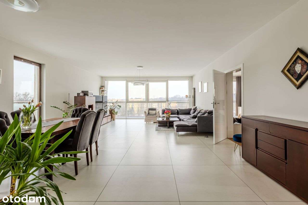 Przestronny apartament w inwestycji Marina.