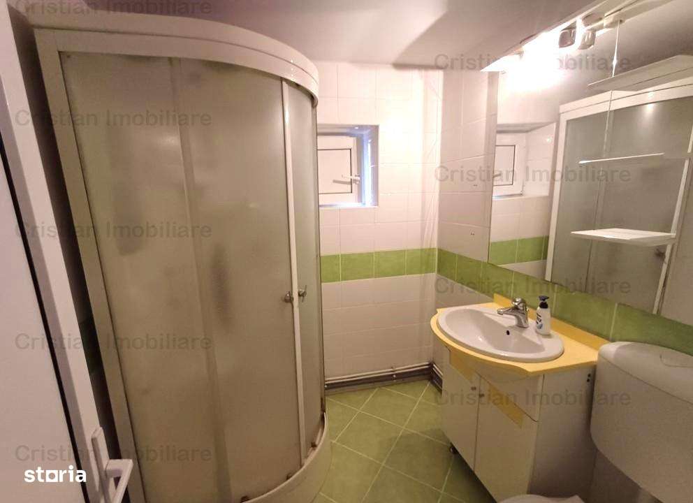 Ultracentral  2 cam ARATA BINE confort 1 Decomandat zona Calarasi-8