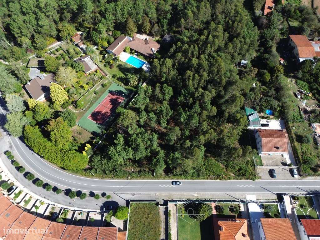Terreno com cerca de 7700m2, bem localizado, no centro de Santa Mar...-3