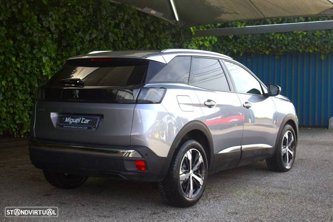 Peugeot 3008 1.5 BlueHDi Allure EAT8 - 8