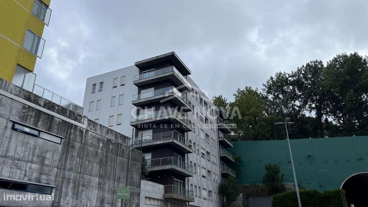 Apartamento T3 Praça das Flores - Bonfim - Porto-40