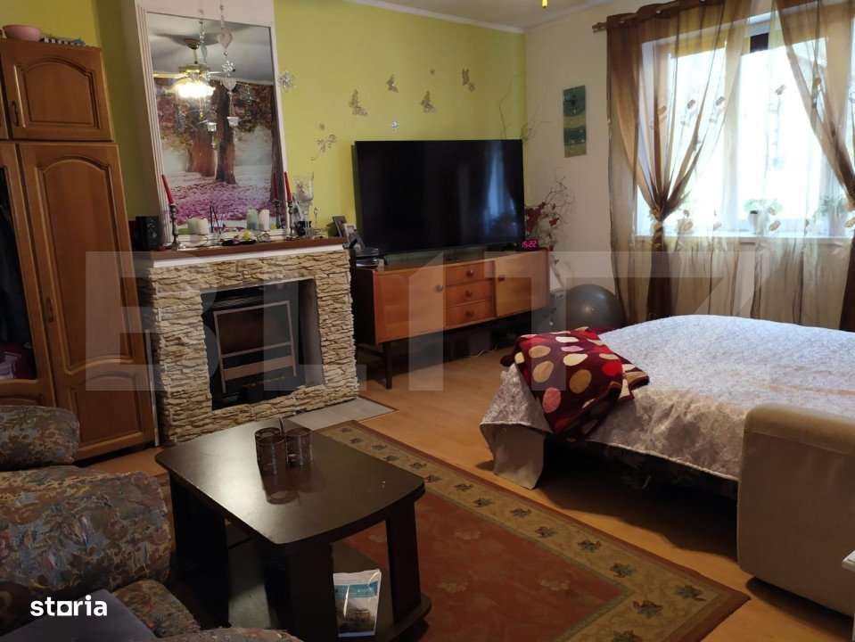 Casa de 170 mp, teren 720 mp, parcare, zona Cetate - Imagine principală: 4/9