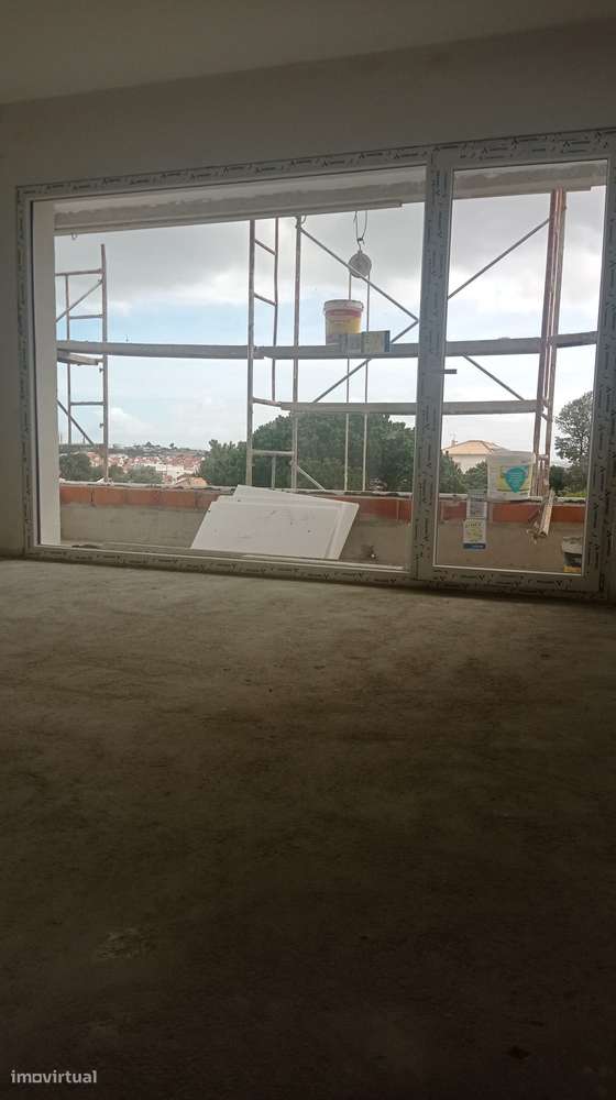 Moradia isolada T4 na Sobreda em fase de construção - Grande imagem: 5/5