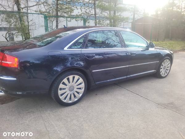 Audi A8 4.2 TDI L Quattro - 2