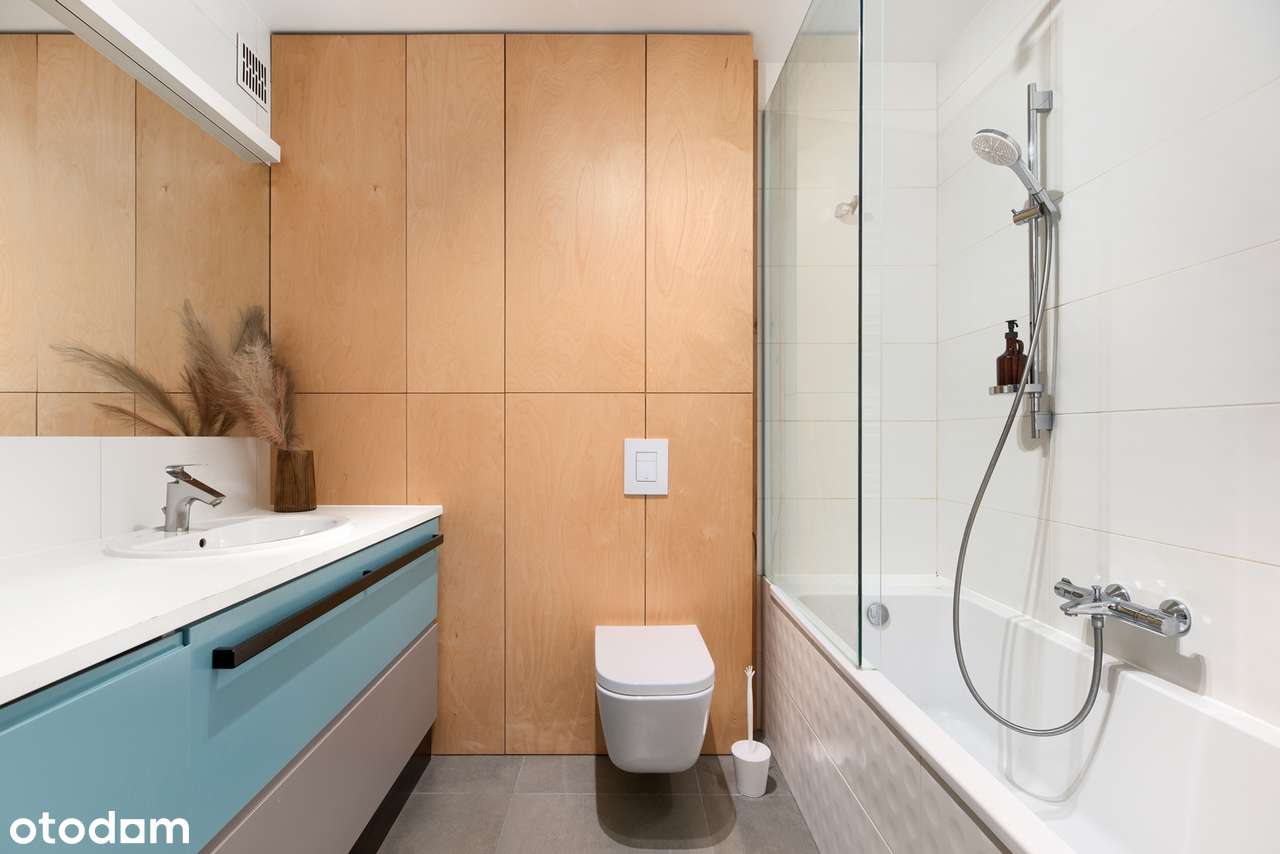 Jasne i przestronne mieszkanie w skandynawskim stylu-13