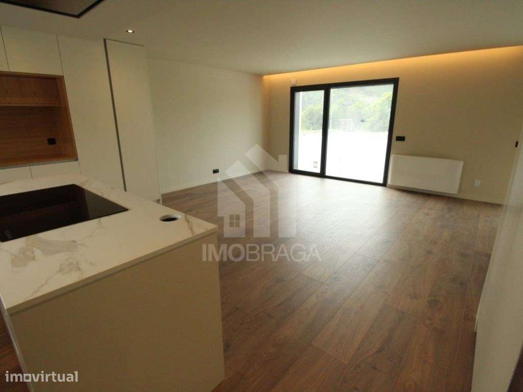 Moradia de Gaveto T3 Nova com 3 Suites | Pronta a Habitar | S. Pedr...-5