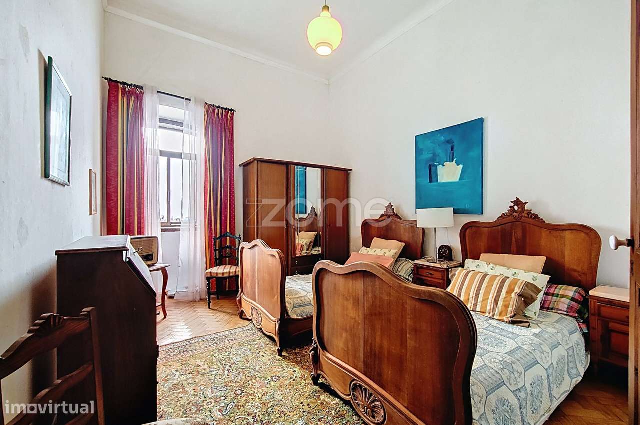 Moradia V6 no centro de São Marcos da Serra, em lote de 668m2-23