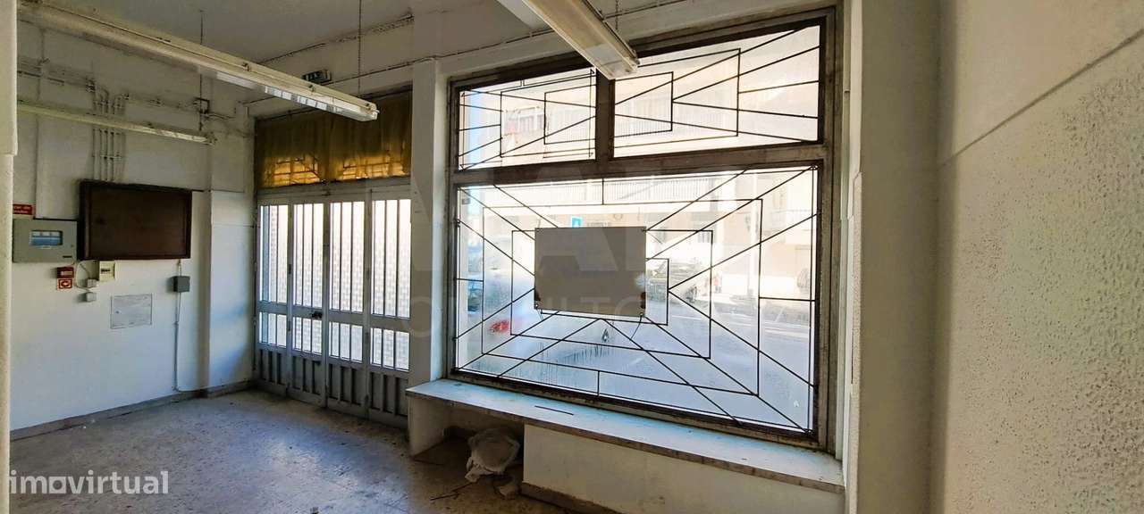 Loja de 2 Pisos - Póvoa de Santa Iria e Forte da Casa - Grande imagem: 5/14