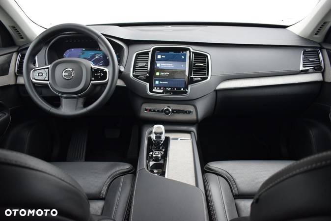 Volvo XC 90 - 12