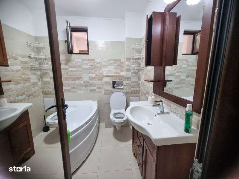 Apartament la curte de inchiriat in Mangalia - Imagine principală: 4/5