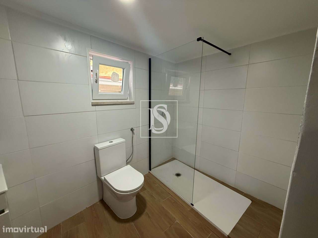 Moradia T2 Remodelada - Minde-5