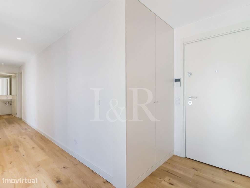 Penthouse T4+1 com terraço, piscina e vista rio no Dafundo, Oeiras-20