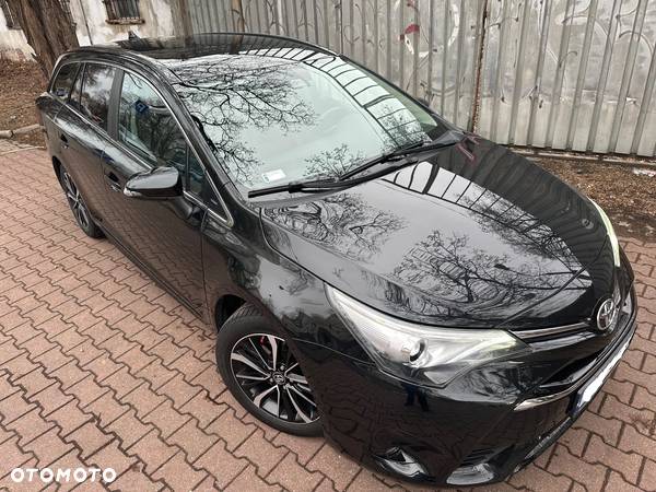 Toyota Avensis 2.0 Premium MS - 5