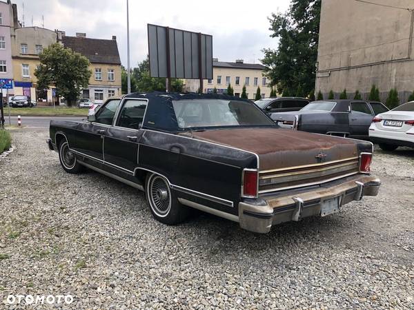 Lincoln Continental - 5