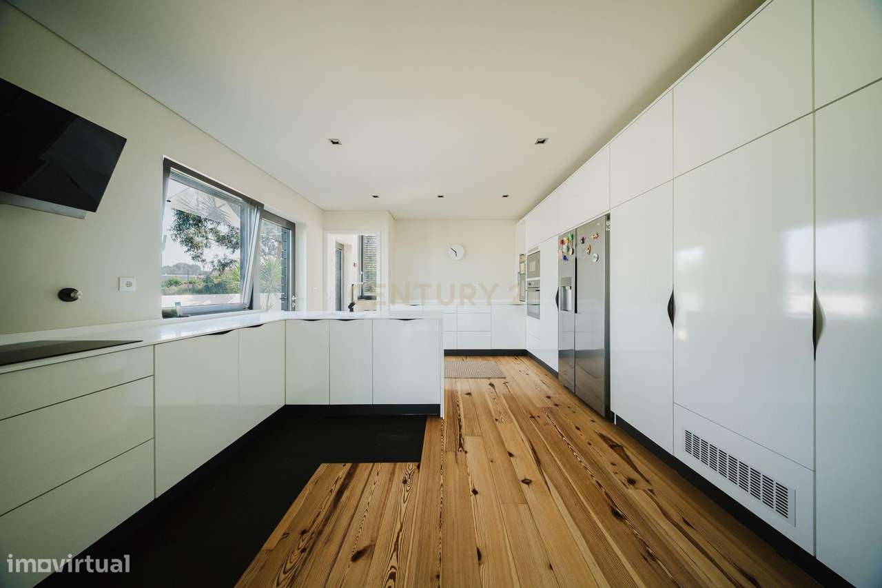 Refúgio de Luxo às Portas do Porto - Moradia T3 Design Contemporâneo, - Grande imagem: 5/53