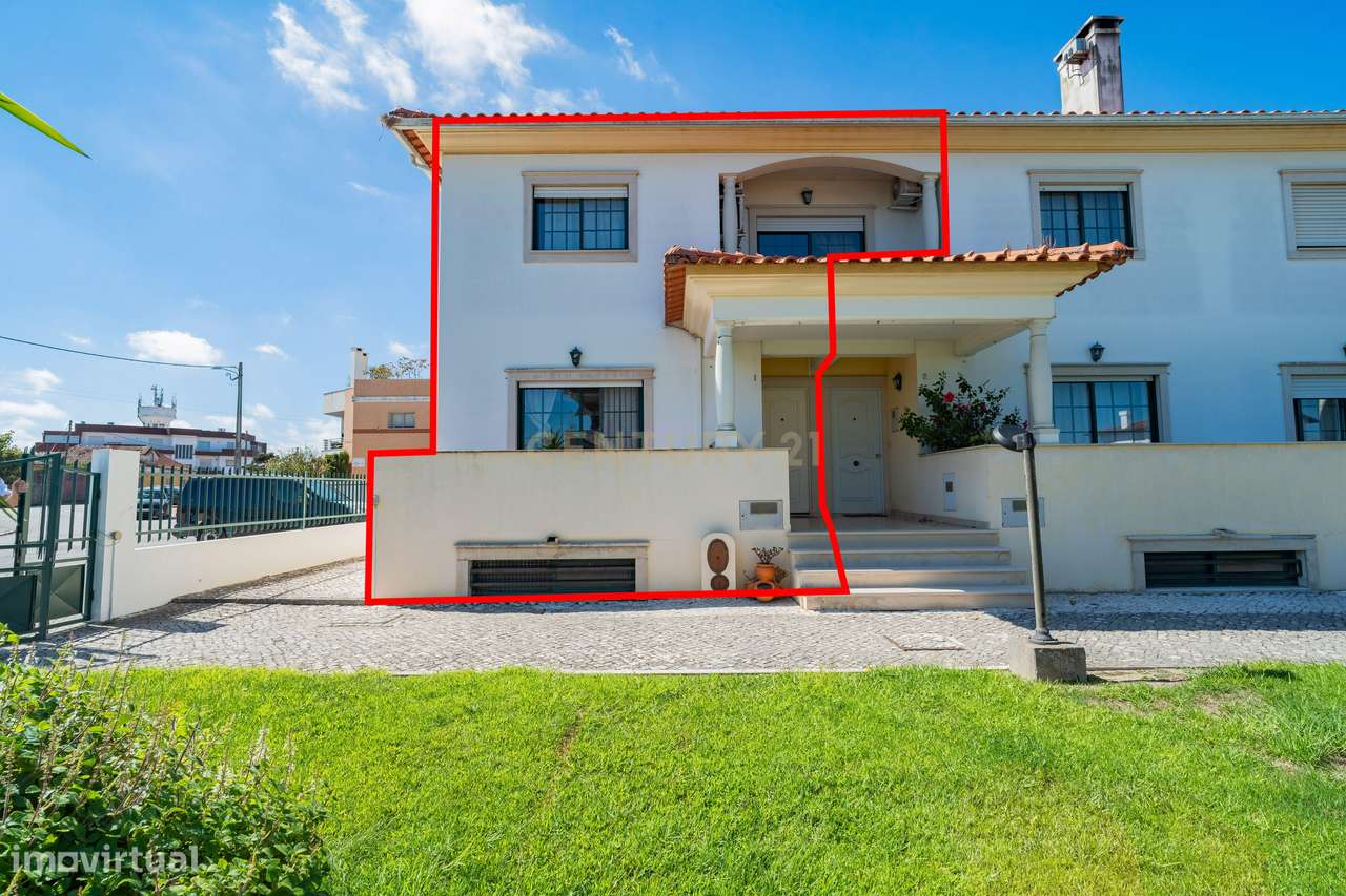 Moradia T3 com piscina em Marinha Grande, Leiria-22