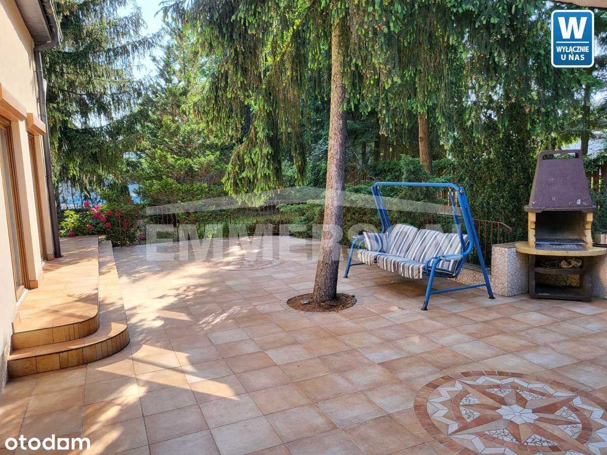 Obiekt Biurowo Mieszkalny-4