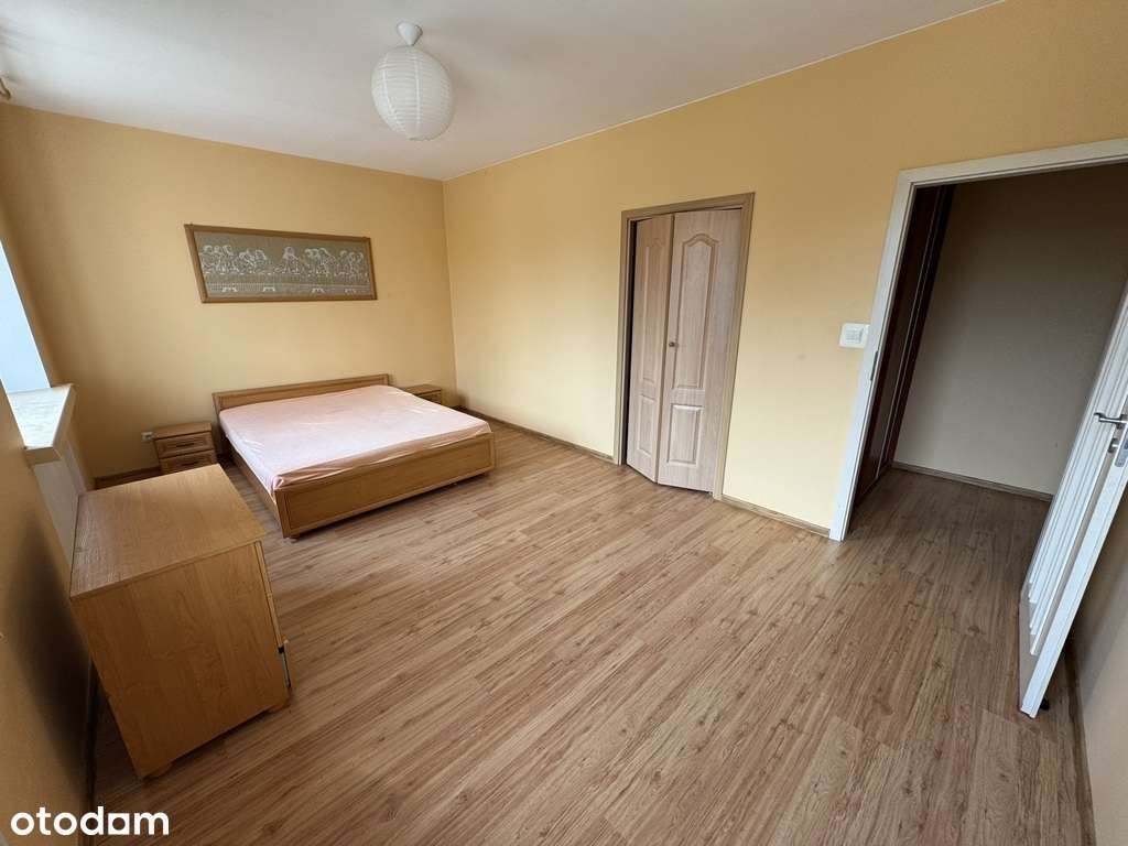 Przestronne mieszkanie z balkonem, 1 piętro-8