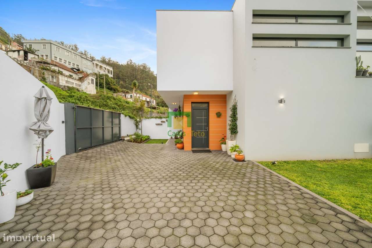 Moradia T3 Campanário-36