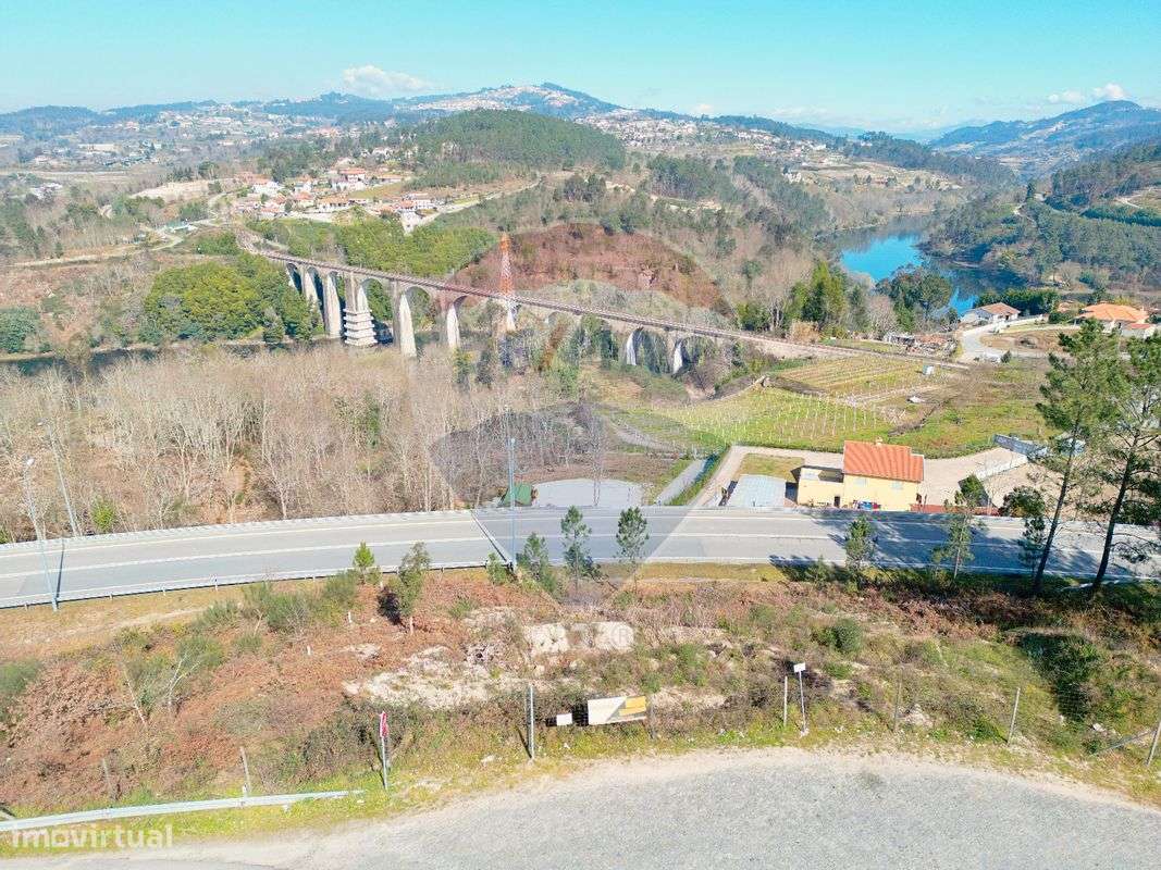 Terreno  para venda - Grande imagem: 2/5