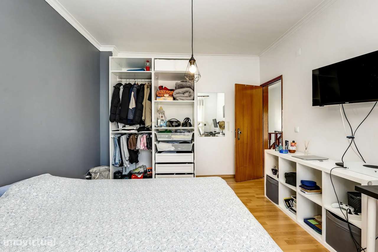 Excelente Moradia T3+1 em Vale de Milhaços, Seixal-12