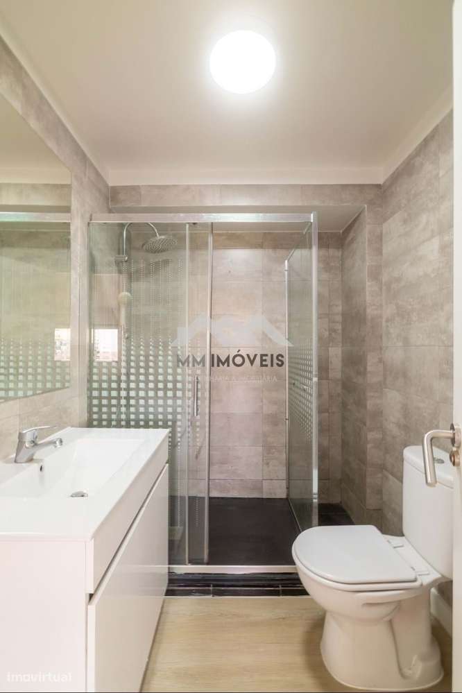 Apartamento T2 | Rio Tinto | Renovado | Varanda | Elevador - Grande imagem: 4/22