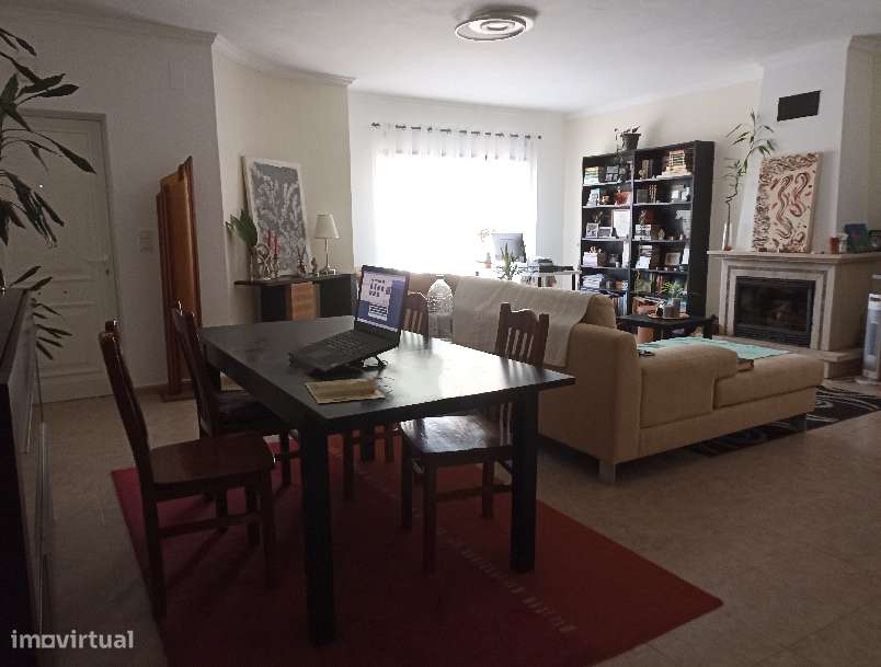 MoradiaT3 junto a Rio Maior - Grande imagem: 4/9