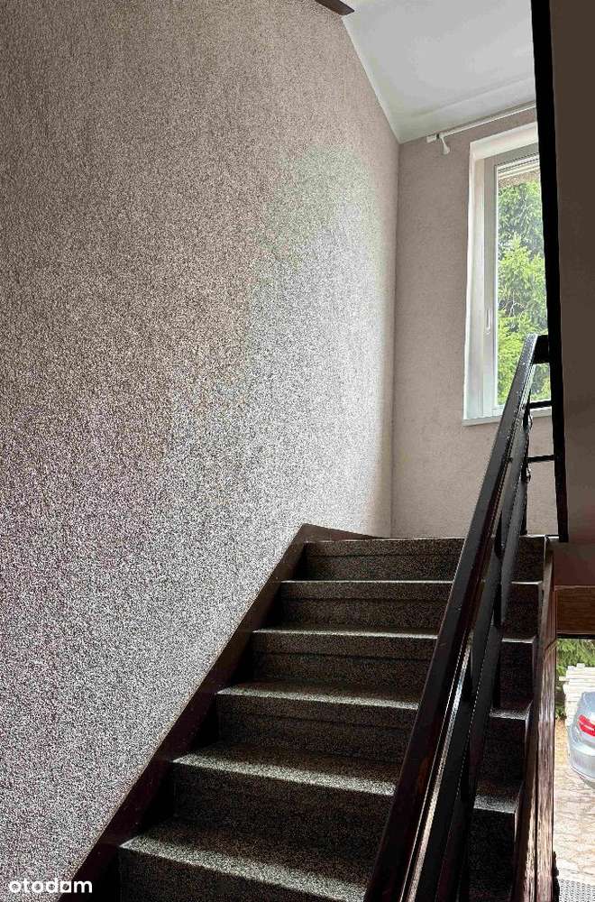 Duży dom do zamieszkania lub na działalność-14