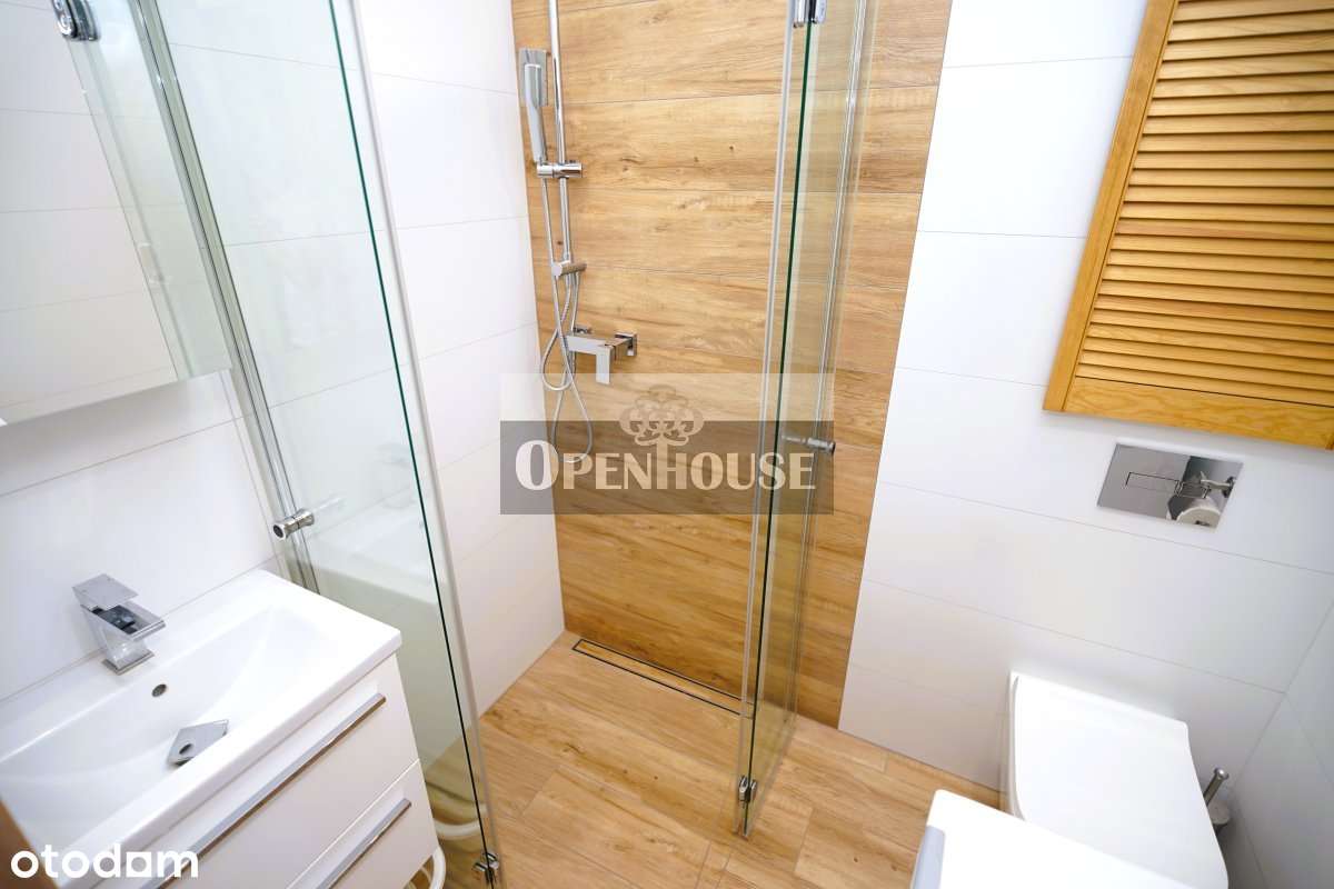 Duży salon, wysoki sufit, balkon - 2 pokoje w Śród-3