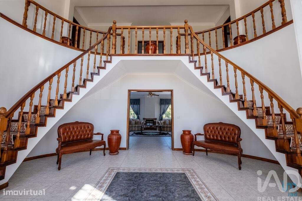 Casa / Villa T4 em Figueira de Lorvão - Grande imagem: 4/36