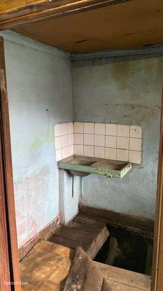 Moradia com Potencial - Ideal para Investimento ou Projeto Próprio - Grande imagem: 5/12