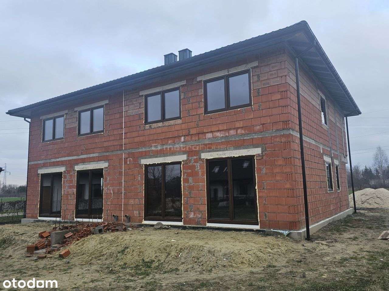 Baszkówka | Nowy bliźniak z ogródkiem i systemem smart-10