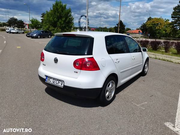 Volkswagen Golf 1.4 TSI Highline - 12