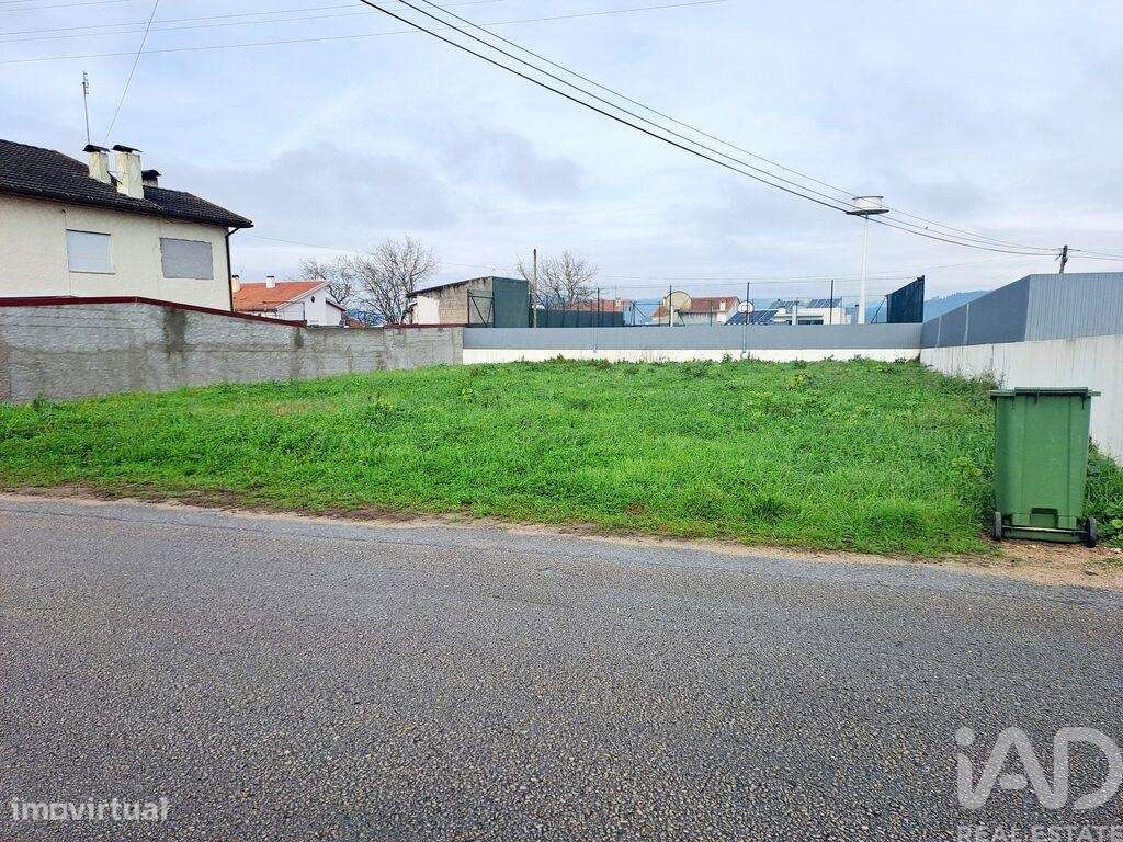 Terreno em Lousã e Vilarinho de 180,00 m2 - Grande imagem: 1/7