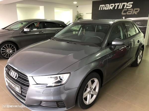 Audi A3 Sportback 30 TFSI Sport S tronic - 1