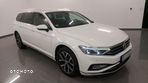 Volkswagen Passat Variant 2.0 TDI SCR DSG Highline - 2