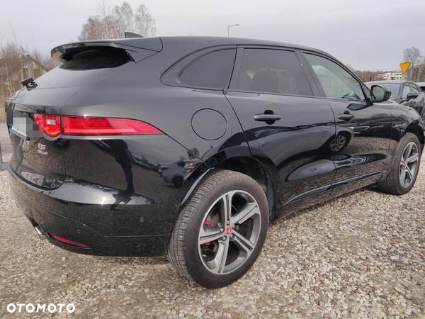 Jaguar F-Pace 3.0 V6 AWD S - 8