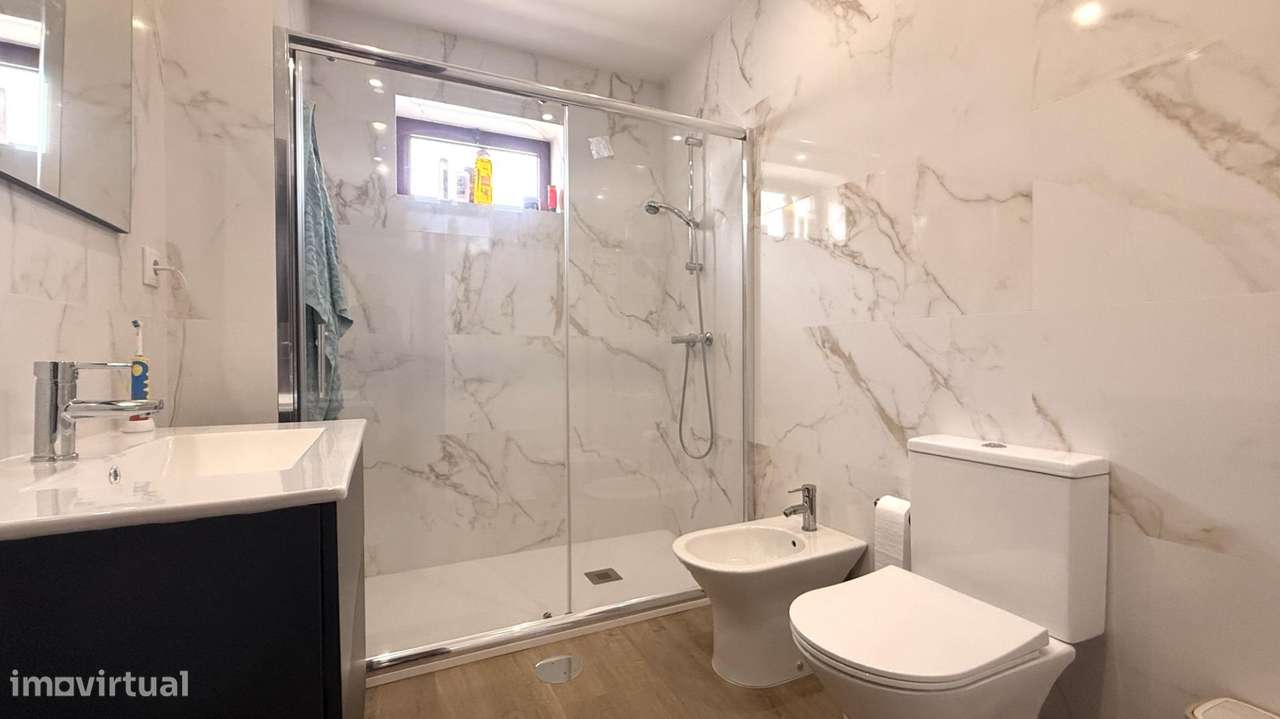 Apartamento T3 (Hospital da Luz)-10