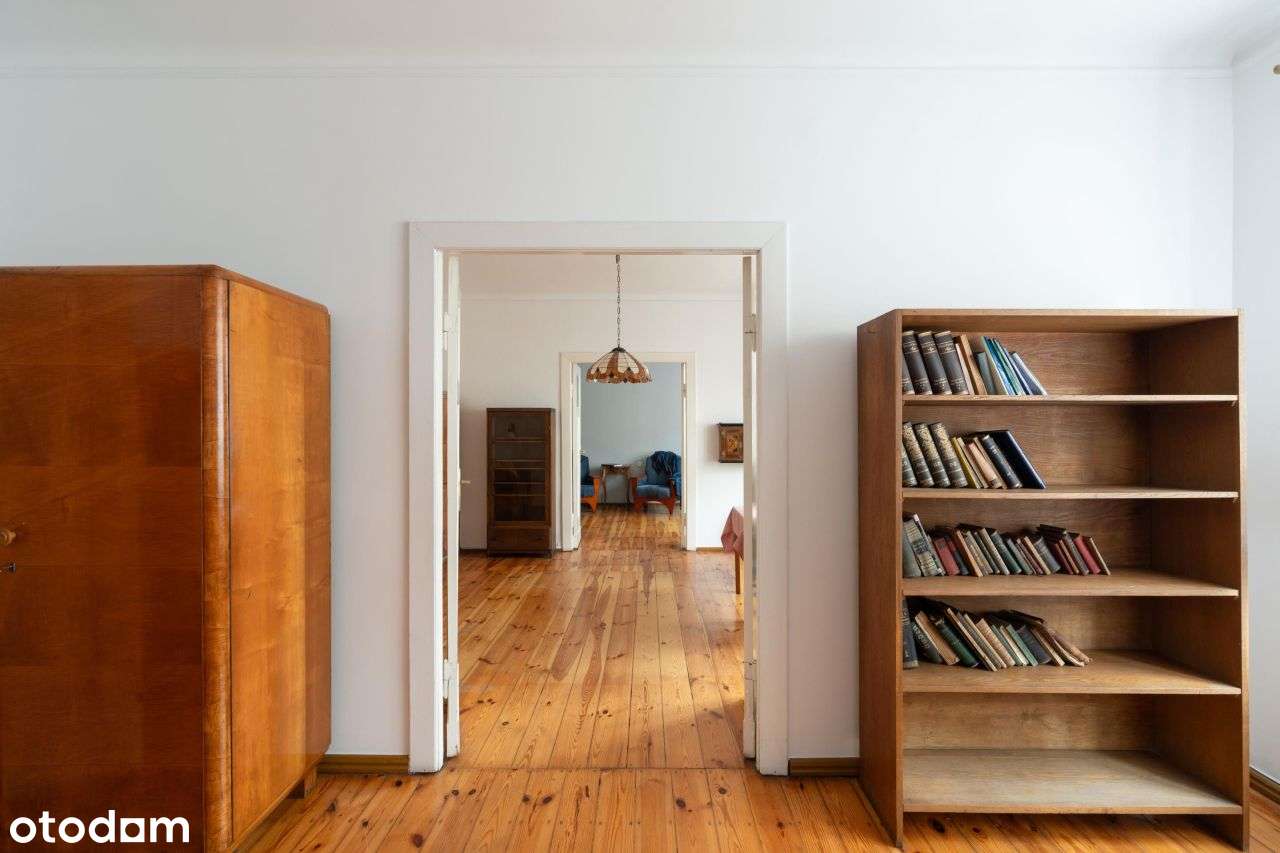 Klimatyczne mieszkanie z duszą. Balkon i piwnica-6