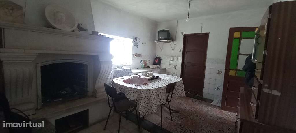 Moradia Geminada M3 com garagem em zona de São Martinho de Árvore - Grande imagem: 5/10