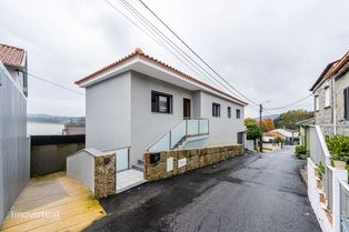 Moradia Térrea T3 para venda em Guimarães