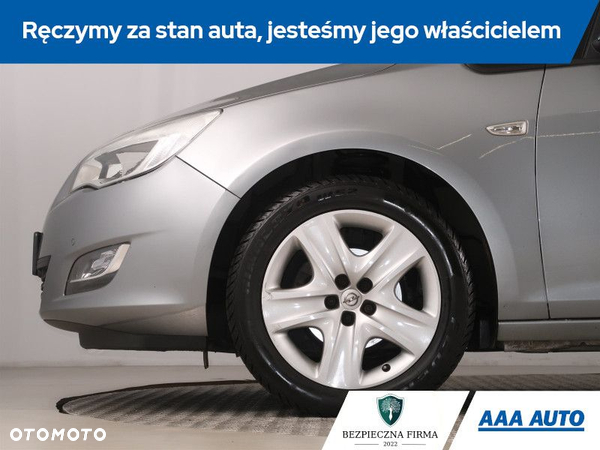 Opel Astra - 16