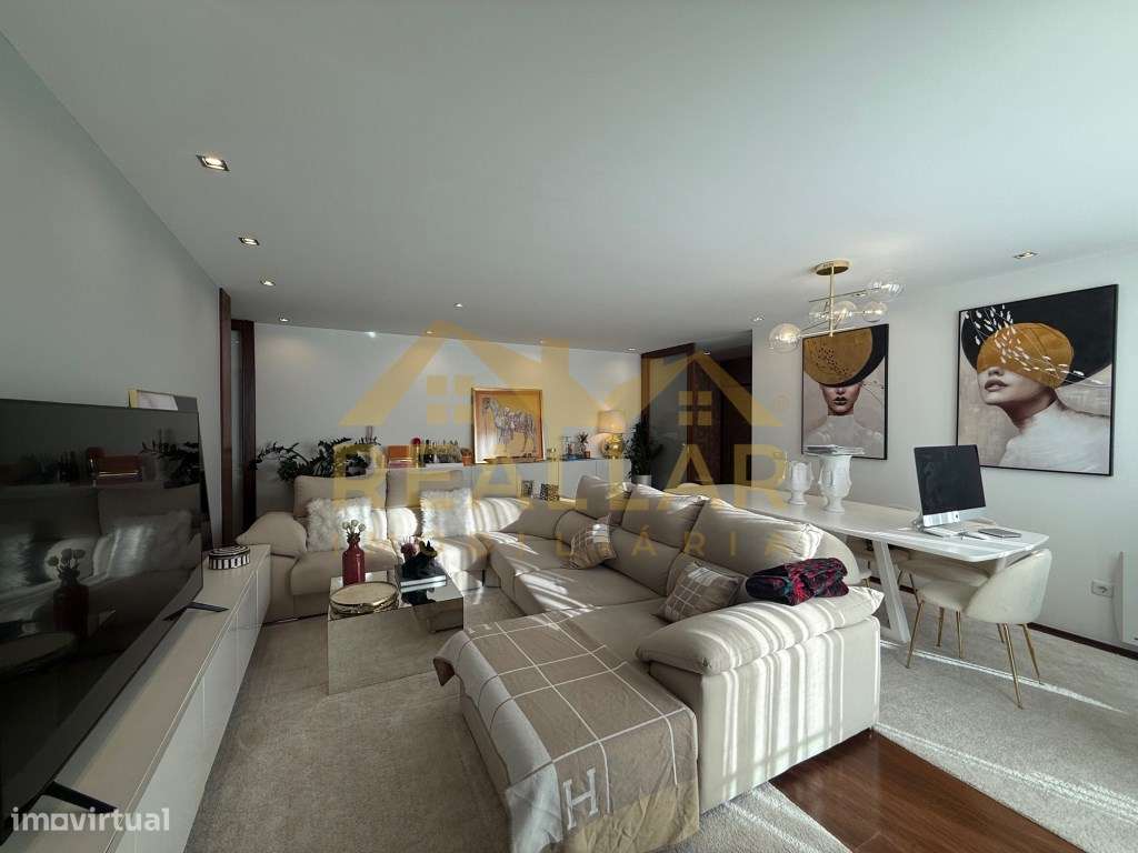 Apartamento T2 Moderno e Sofisticado - Conforto e Qualidade em Cada... - Grande imagem: 3/27