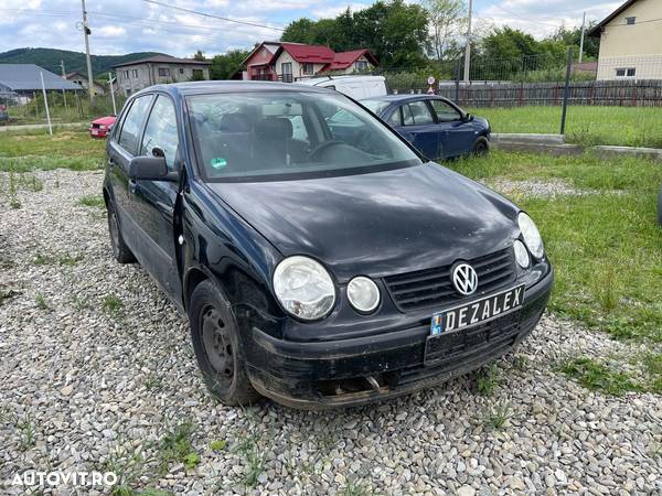 Dezmembrari VW Polo 9N / 1.2 Benzina - 2